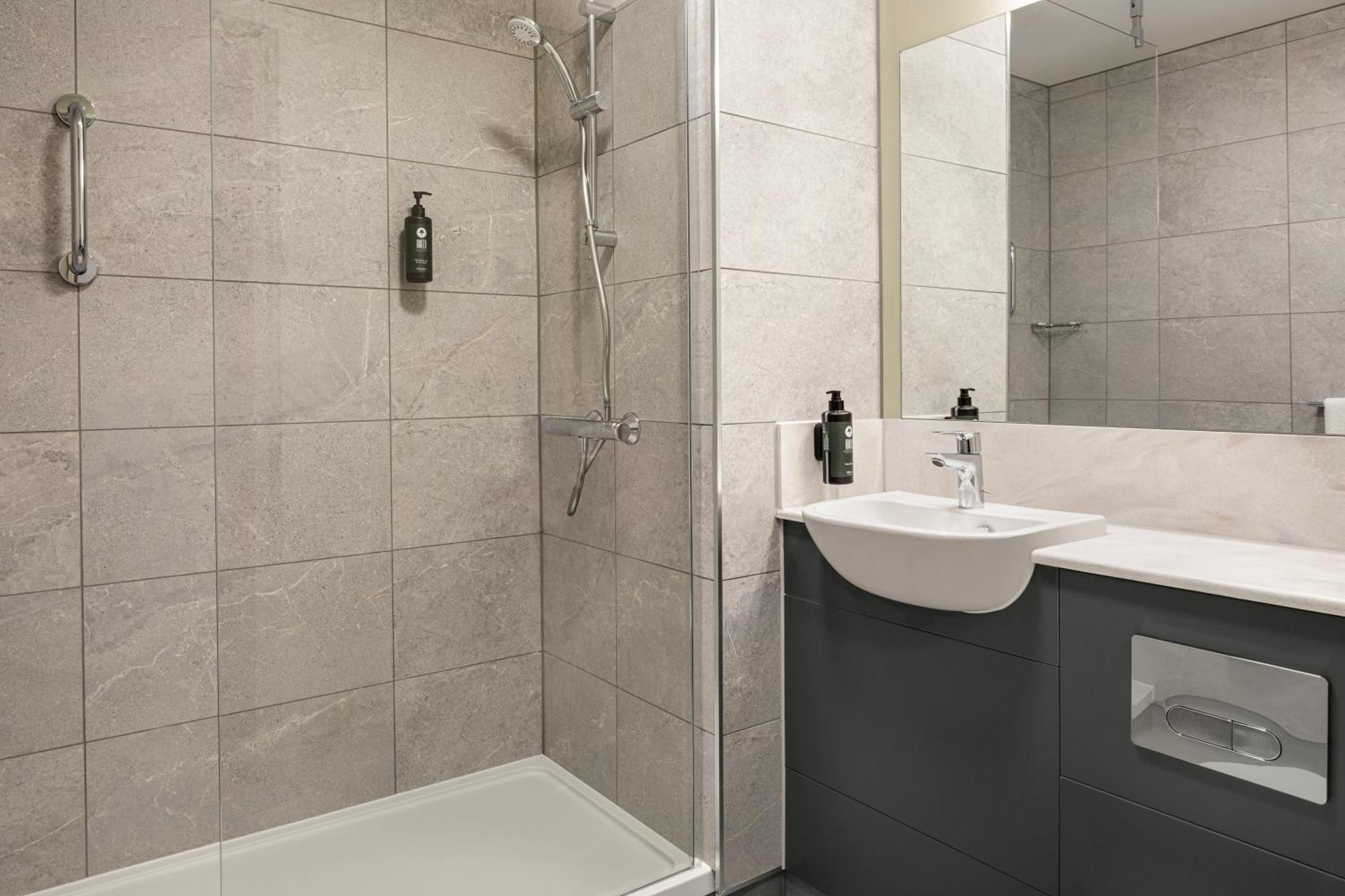 Days Inn Chesterfield - Tibshelf Eksteriør billede